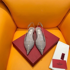 Valentino flat shoes